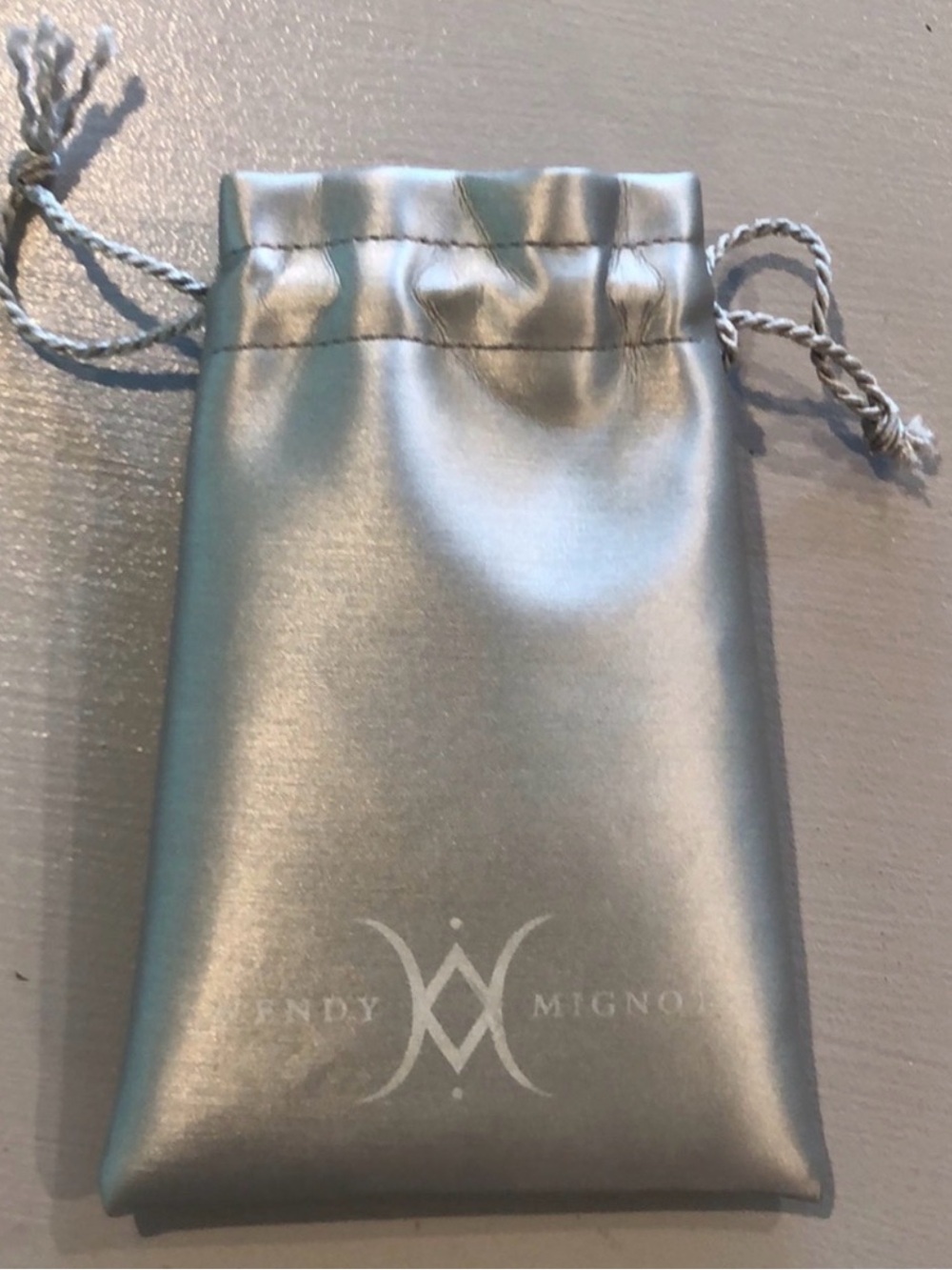 Wendy Mignot Opera Length Lariat Leather & Pearl Maui Beach Surf Coastal Chic - Picture 5 of 5